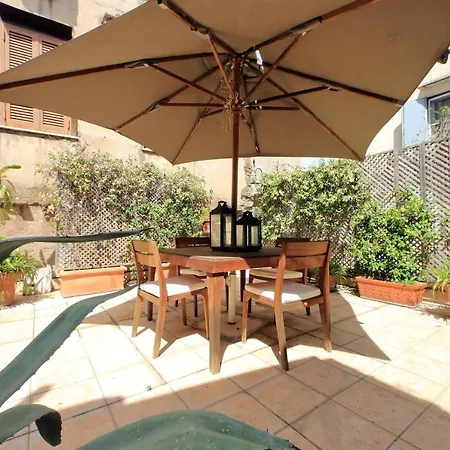 Ottavia Terrace * روما