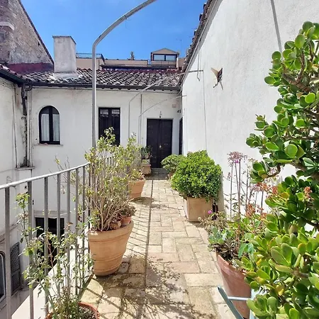 Ottavia Terrace Apartamento *